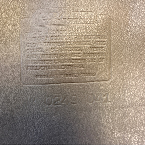 COACH #4075 Leather "Bucket Bag" USA Made early 90's Color Is Putty - Picture 12 of 12